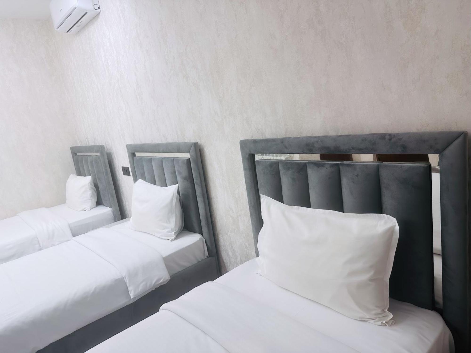 Hotel Royal Renaysance à Erévan Chambre photo