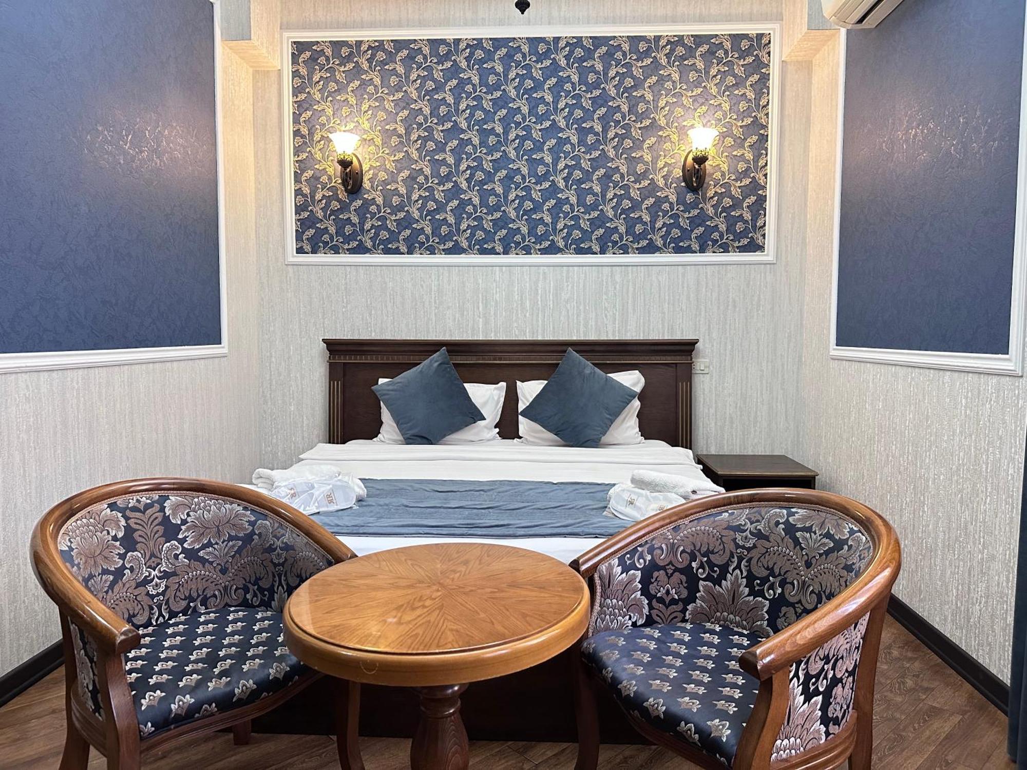 Hotel Royal Renaysance à Erévan Extérieur photo